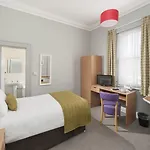 호텔 The Caledonian New Southlands 3*