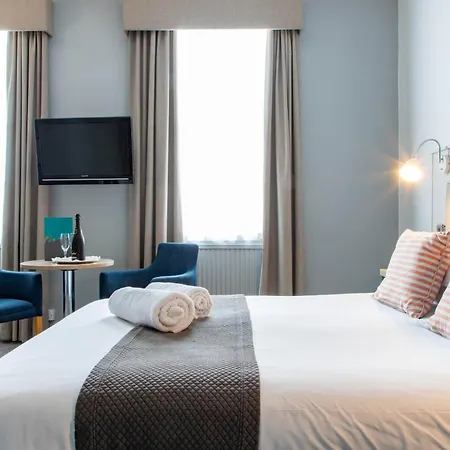 The Caledonian New Southlands 3* سكرابورو