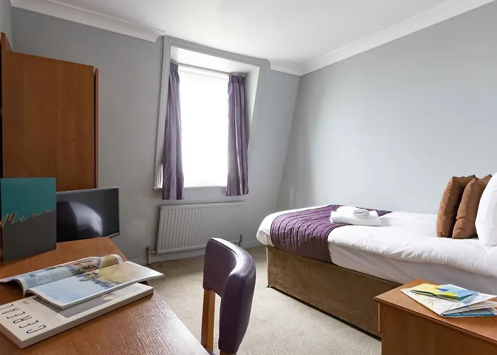 Hotel The Caledonian New Southlands 3*